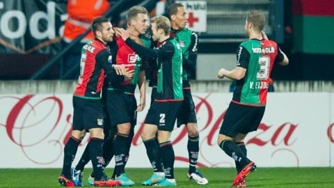 球打乱唐春 球打乱唐春